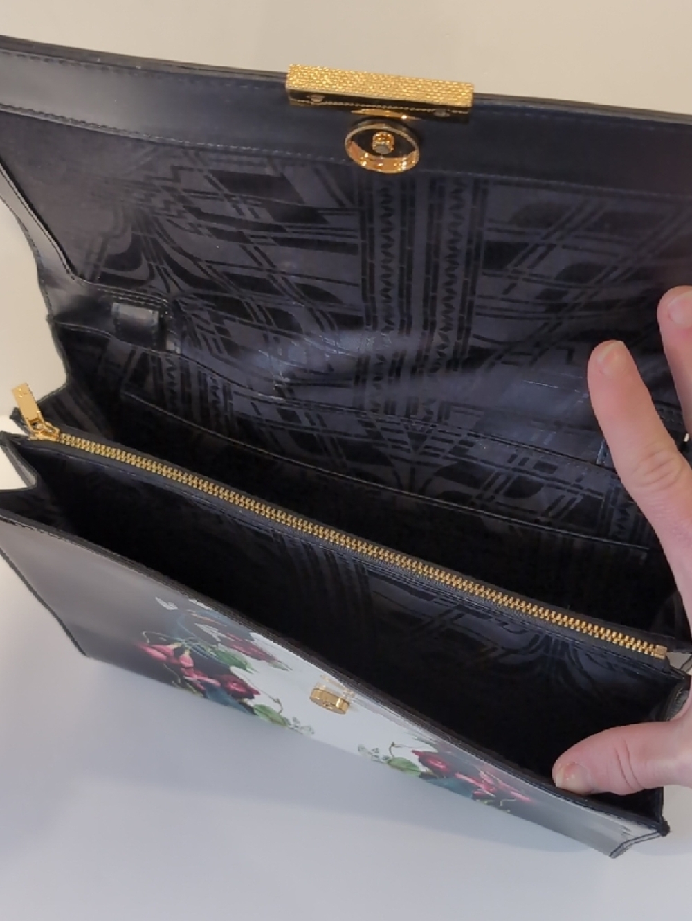 Ted Baker Black Patent Leather Bird And Flowers Shoulder Bag - Picture 10 of 16